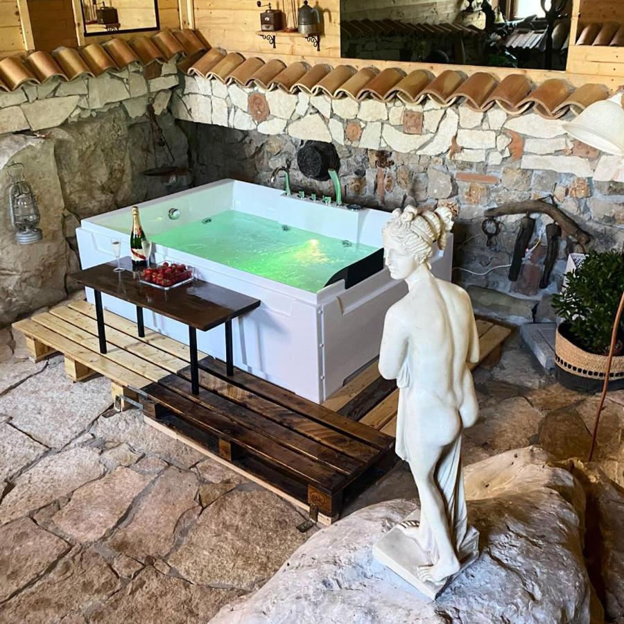 Le Capanne Di Villa Margherita Sonnino Экстерьер фото